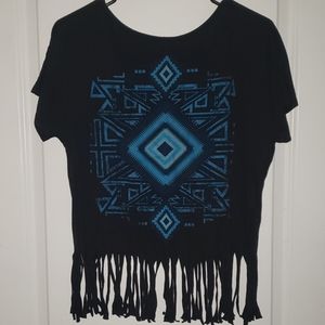 Cute T-shirt with fringe